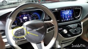 2017 Chrysler Pacifica Menu Controls