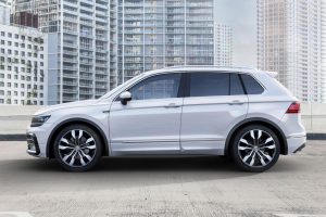 2016 Volkswagen Tiguan (R Line)